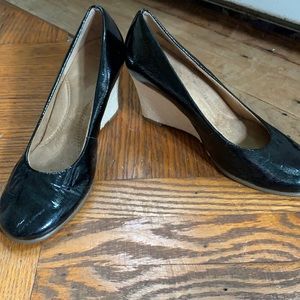 Black patent leather wedges